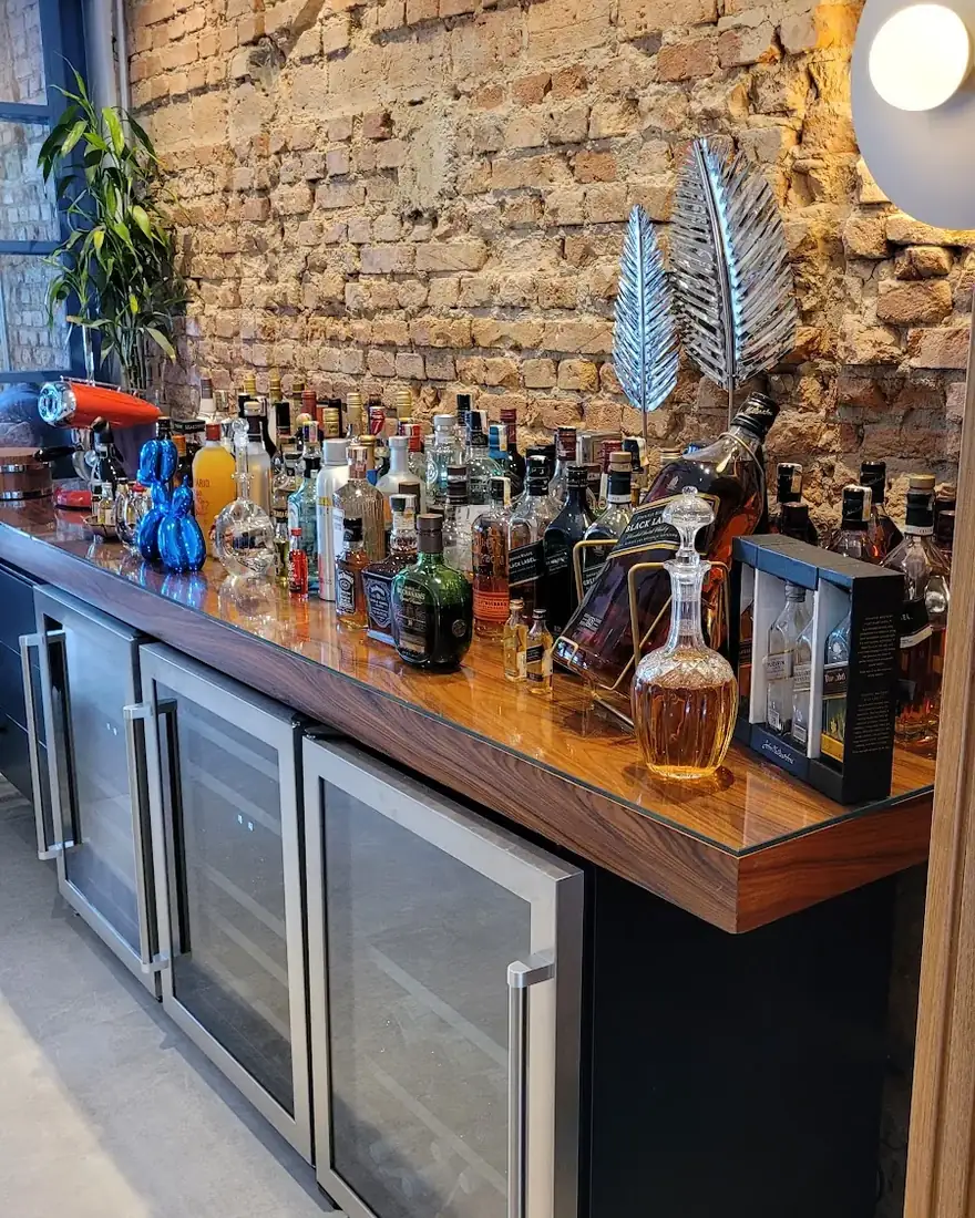 Área gourmet e bar organizados